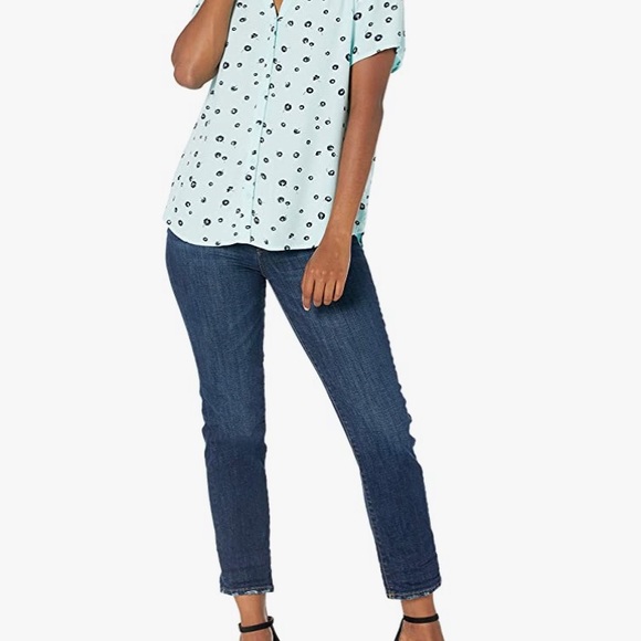 Womens button front blouse - Picture 6 of 10